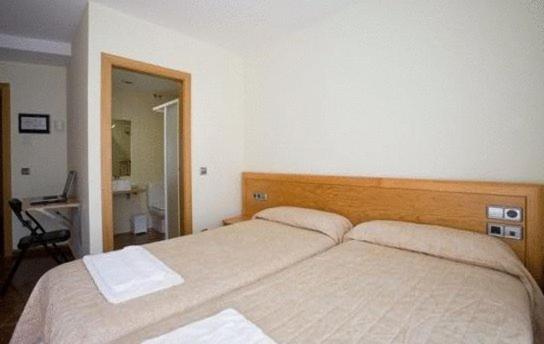Amolls Restaurant I Habitacions Olot Rom bilde